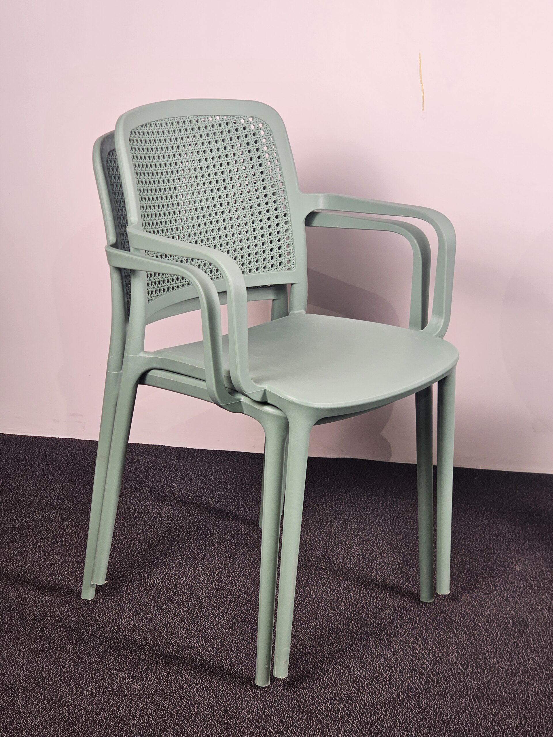 صندلی پلاستیکی